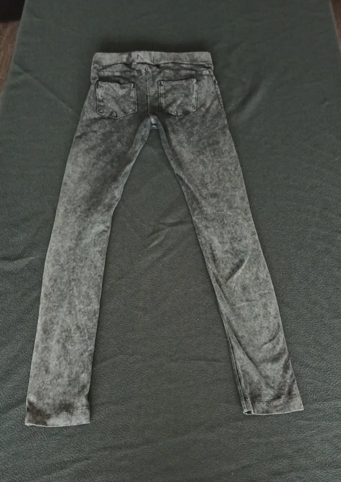 Pantalon taille S - photo numéro 2