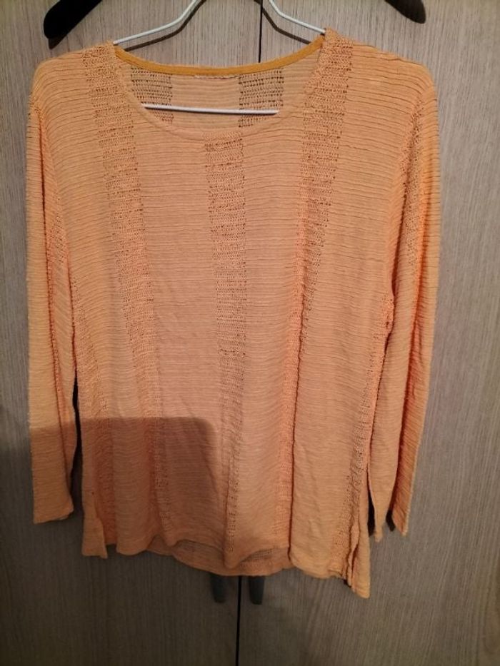 Pull avec bande légèrement ajouré