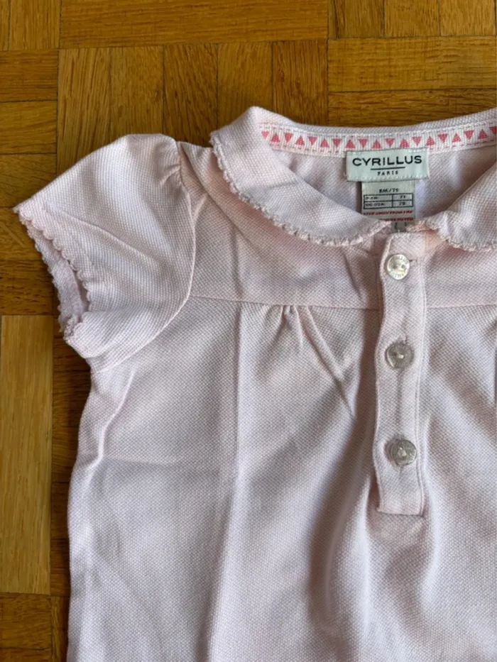 Polo Cyrillus 9 mois parfait état - photo numéro 2