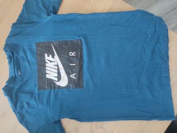 T-shirt Nike