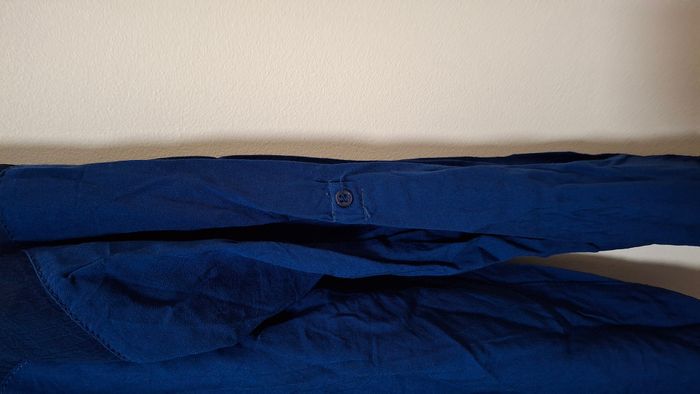 Blouse, chemise bleue 5 boutons, semi-transparente, taille S, Bershka - photo numéro 5