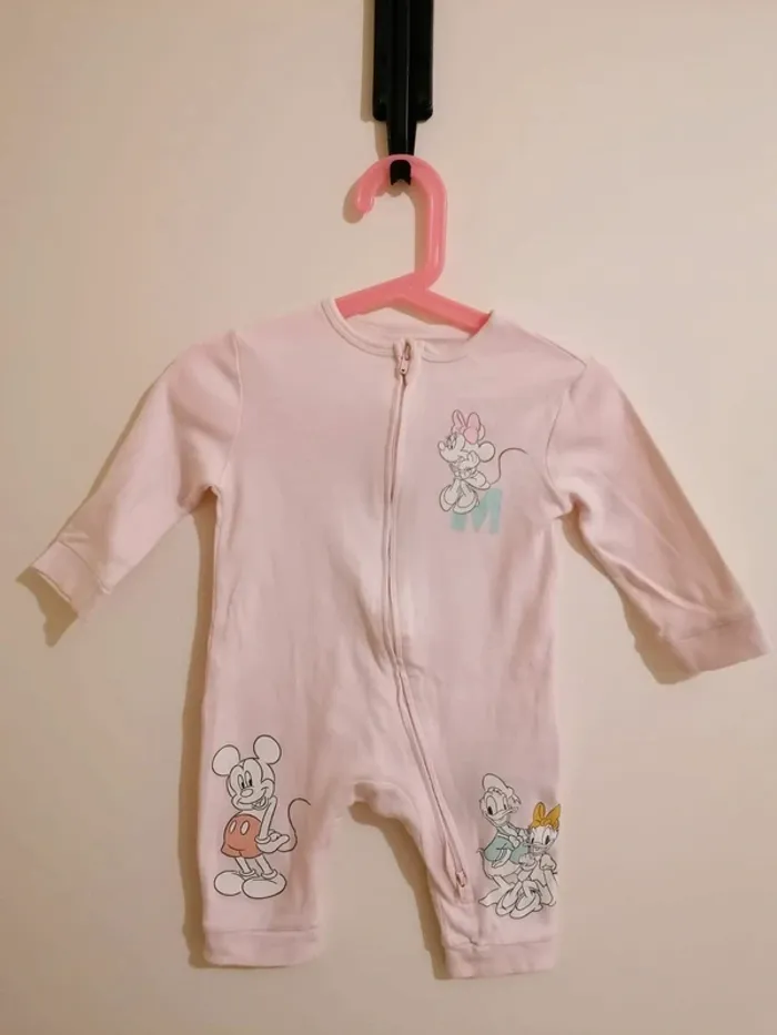 Lot Pyjama 6 mois primark et disney baby - photo numéro 5