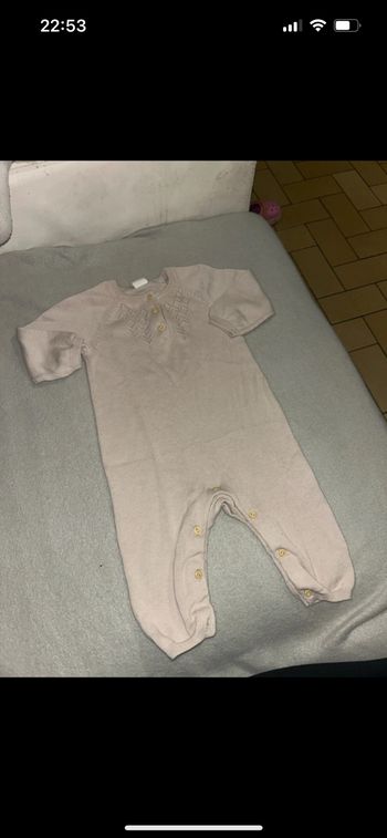 Jolie combinaison bébé fille H&M