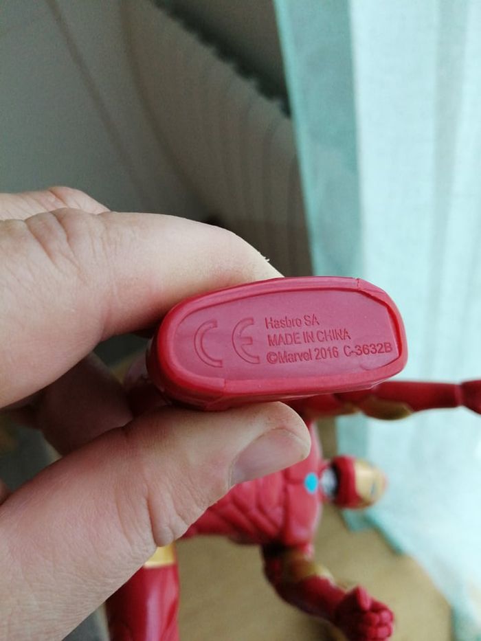 Figurine Marvel Iron Man 30 cm - photo numéro 4