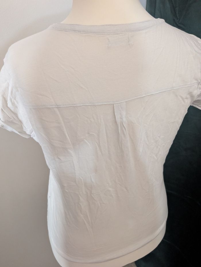Tee shirt blanc - photo numéro 3