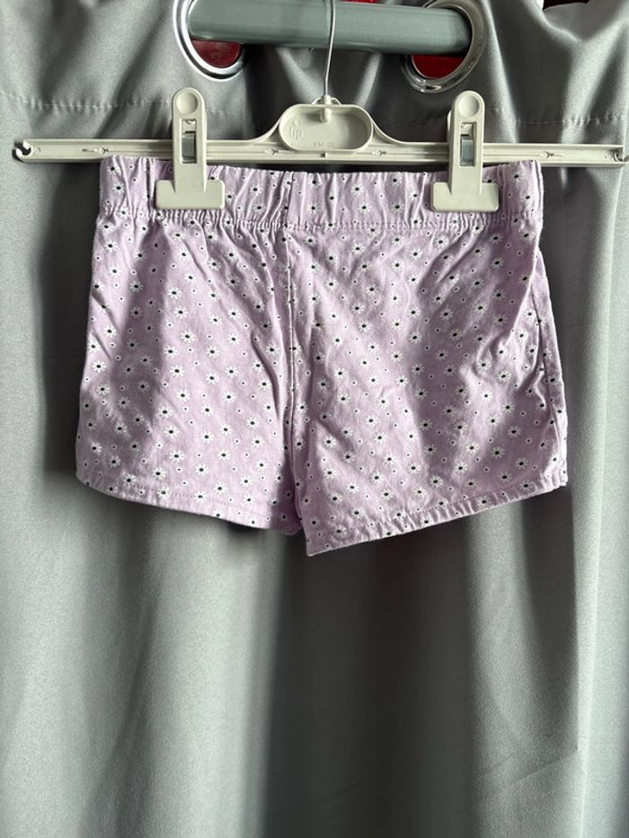 Short fille - photo numéro 3