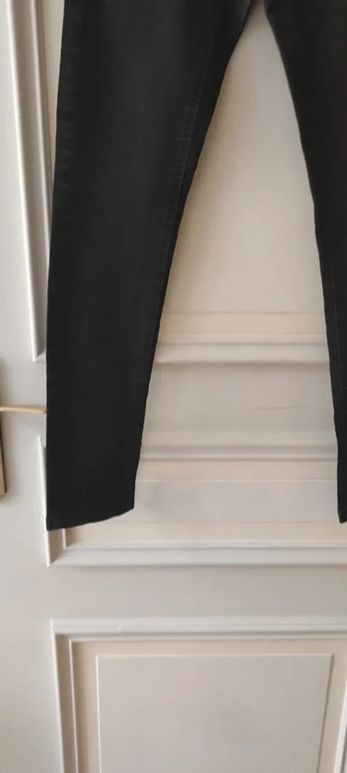 💐Jeans skinny noir - Mim- taille 34 - Très bon état💐 - photo numéro 4