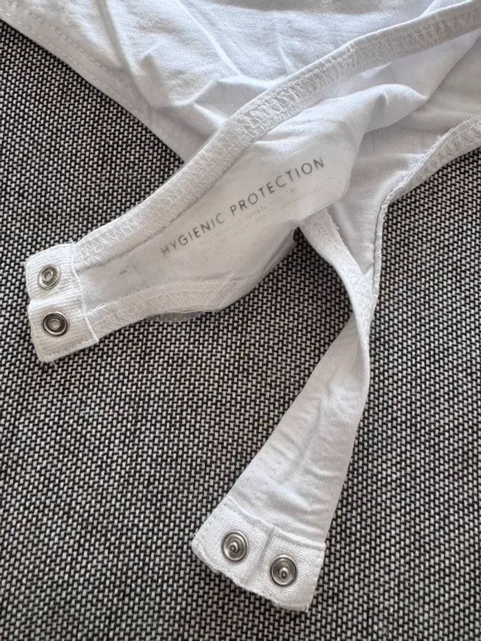 Body manches longues Boohoo Petite – Encolure dégagée – Blanc – Taille 40 – Neuf - photo numéro 5