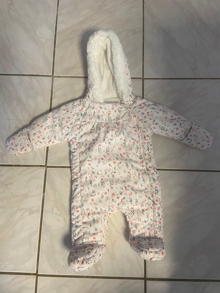 Combi hivers 3/6 mois - photo numéro 2