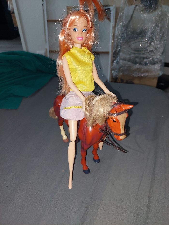Barbie et son cheval - photo numéro 2