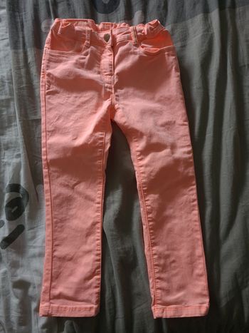 Pantacourt tape à l'œil 8ans