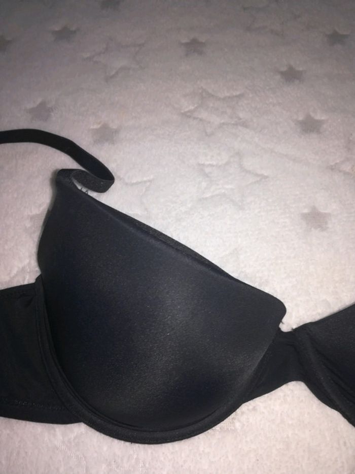 💄Soutien-gorge noir basique- 100C - photo numéro 8
