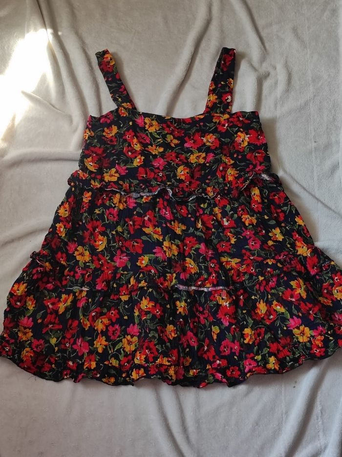 Robe courte fleurie taille M - photo numéro 2