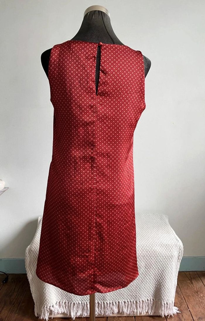 Belle robe droite en satin Camaïeu. - photo numéro 3