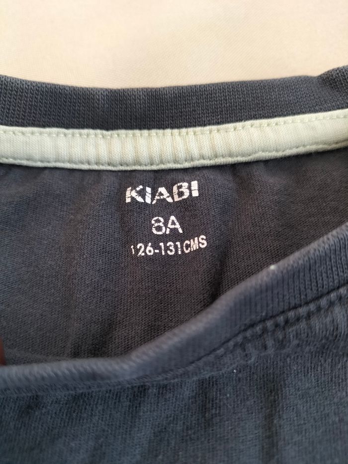 💙 T-shirt manches courtes "Rock Show" – Taille 8 ans - Kiabi - En bon état 💙 - photo numéro 3