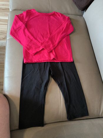 Legging et t-shirt manches longues 8ans