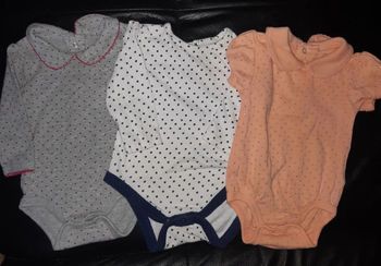 Lot bodys 3 mois