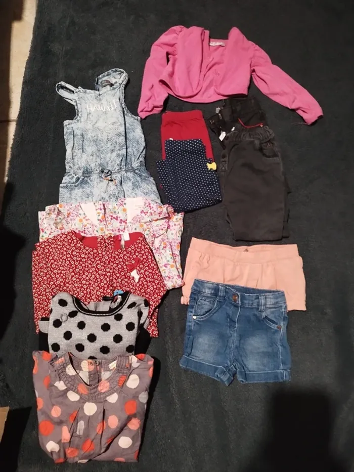 Lot de vêtements 23/24 mois