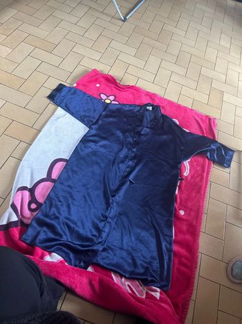 Jolie robe de chambre peignoir  satinée