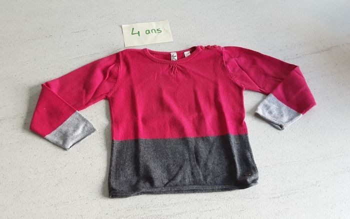 Pull 4 ans okaïdi