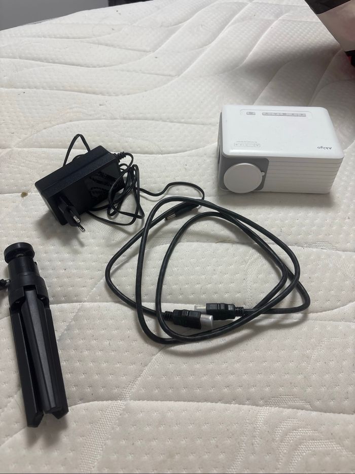 Mini vidéo projecteur - photo numéro 9