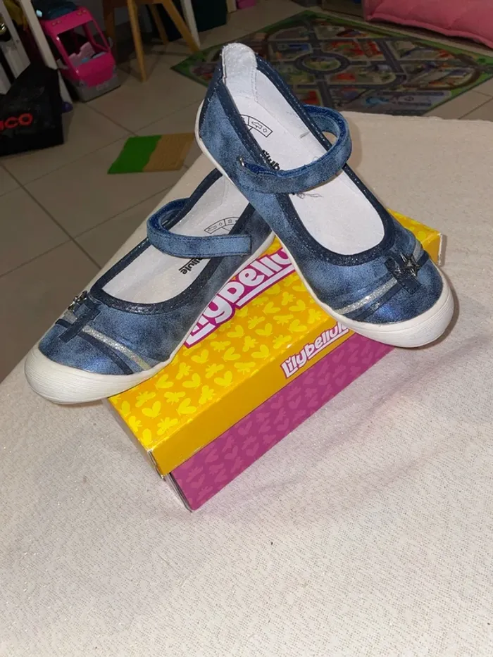 Ballerines scratch lilybellule cuir 31 neuves
