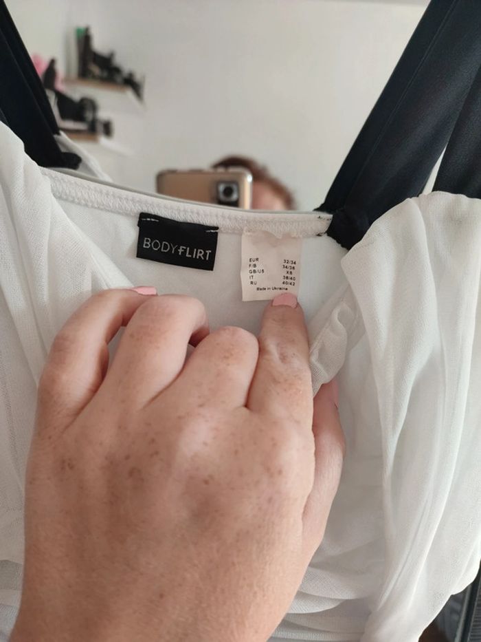 Robe de cocktail - photo numéro 2