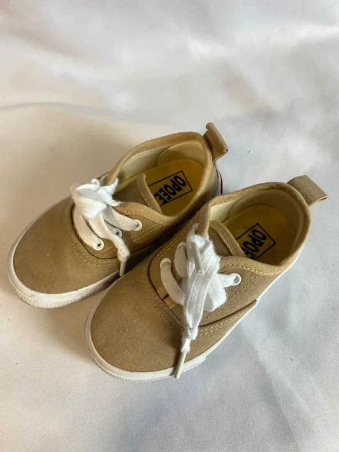 Chaussures - 23