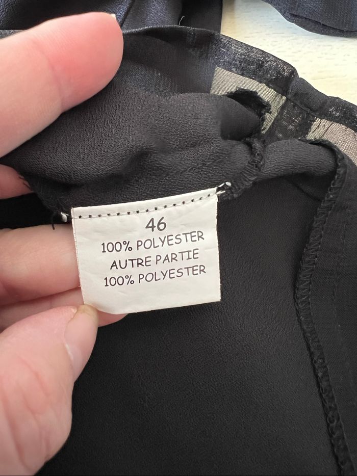 Blouse noire marque Ligne à suivre taille 46 - photo numéro 4