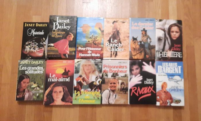 Lot de 12 livres de Janet Dailey