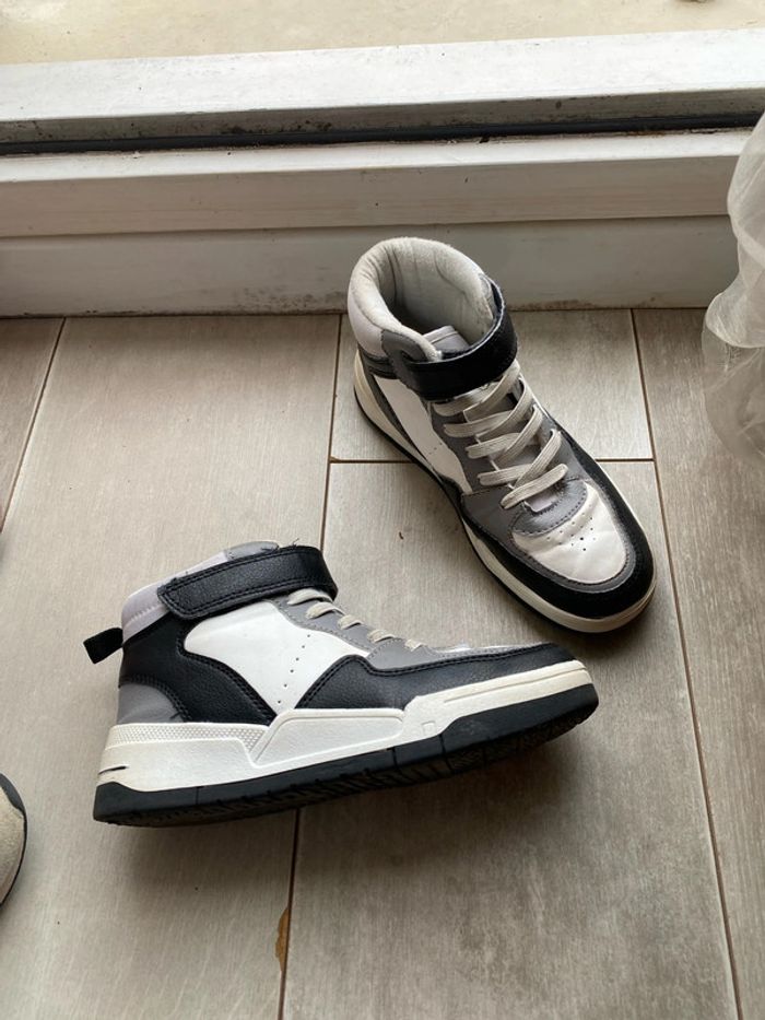 Baskets taille 32
