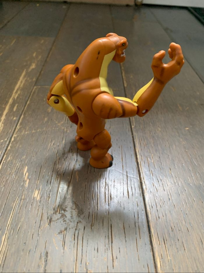 Figurine ben 10 enormosaure - photo numéro 4