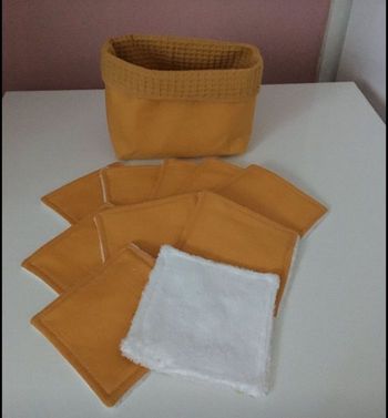 Panier et 10 carré démaquillant