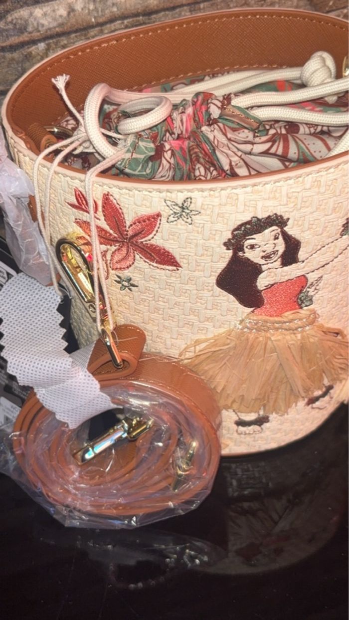 Sac à bandoulière Loungefly Lilo et Stitch Disney - photo numéro 6