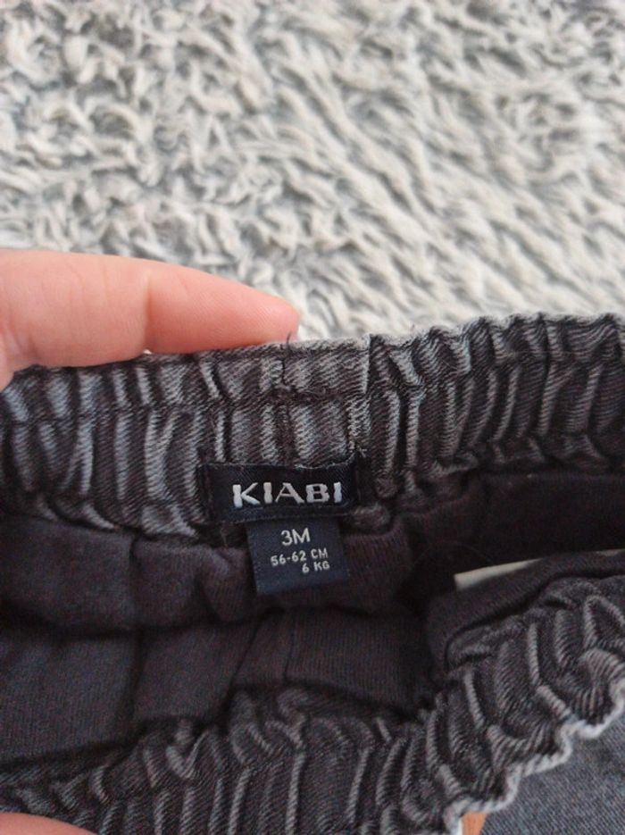 Pantalon 3 mois - photo numéro 4