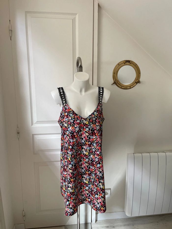Robe à fleurs - photo numéro 2