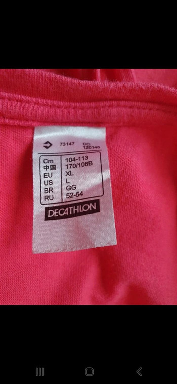 Tee-shirt de sport. - photo numéro 4