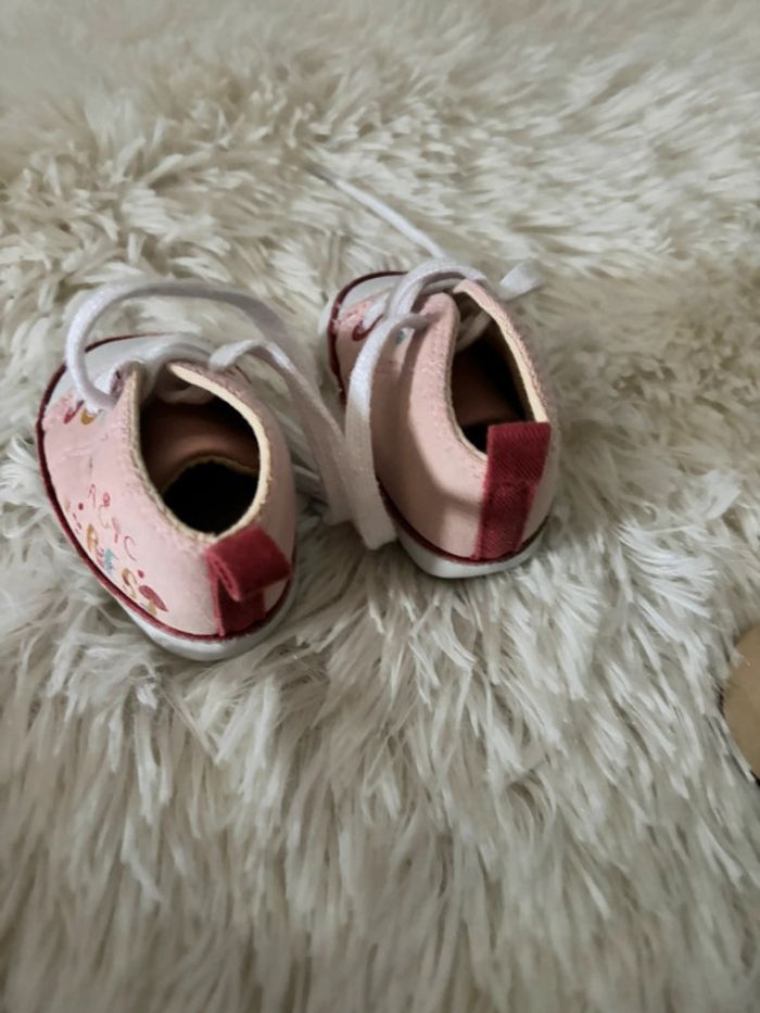 Baskets bébé - photo numéro 3