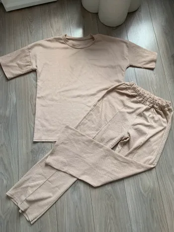 Ensemble beige