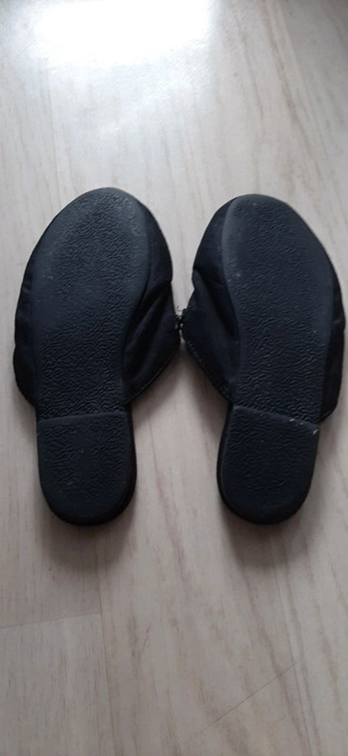 Pantoufle - photo numéro 3