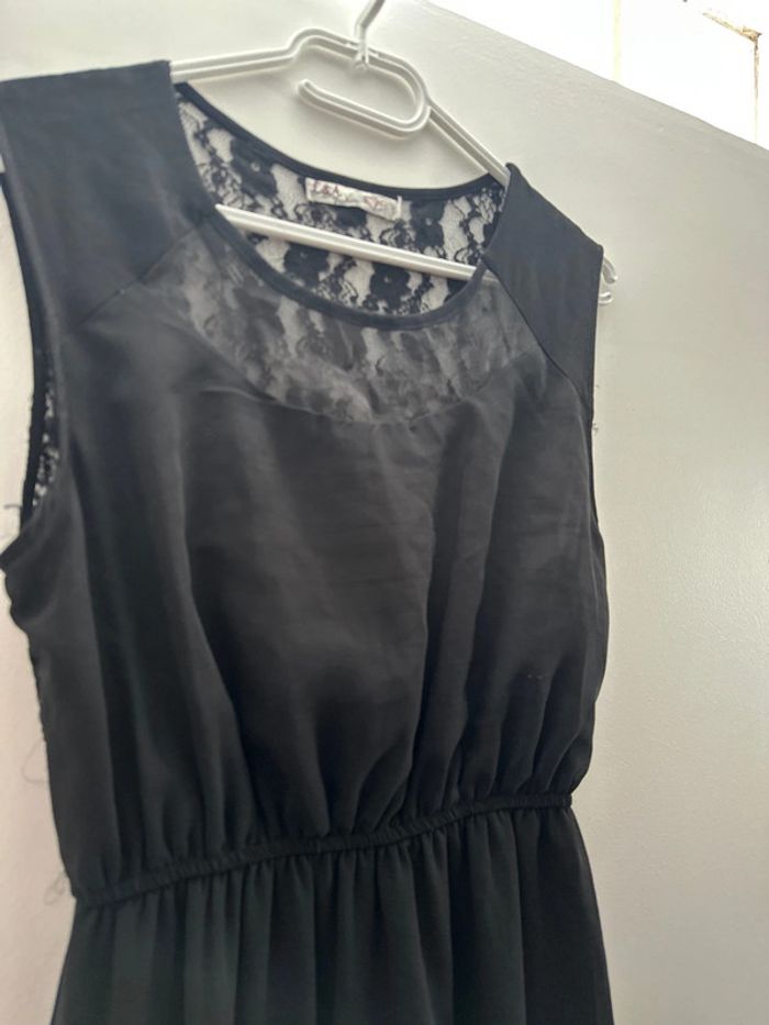 Robe noire - photo numéro 2