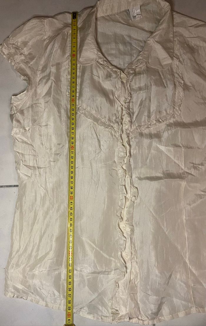Chemise en soie blanche/ivoire »Camaïeu »manches courtes - photo numéro 4