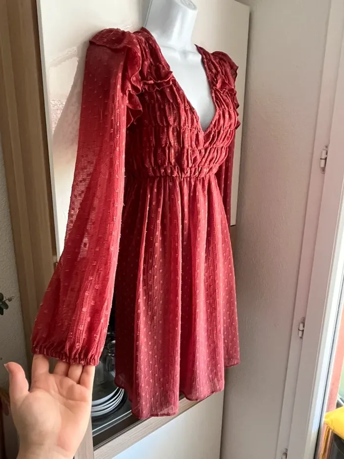 Robe plumetis mi longue Zara taille s
