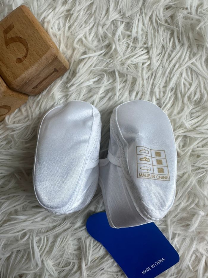 Paire de chaussures bébé Valen Sina taille 15 - photo numéro 5
