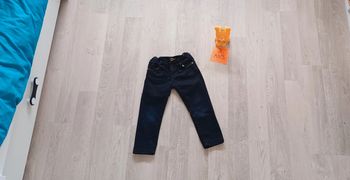 Pantalon noir garçon, taille 3 ans, marque In Extenso, en bon état.