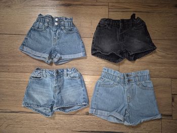 Short 3 ans