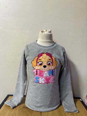 Haut de pyjama fille taille 128/134