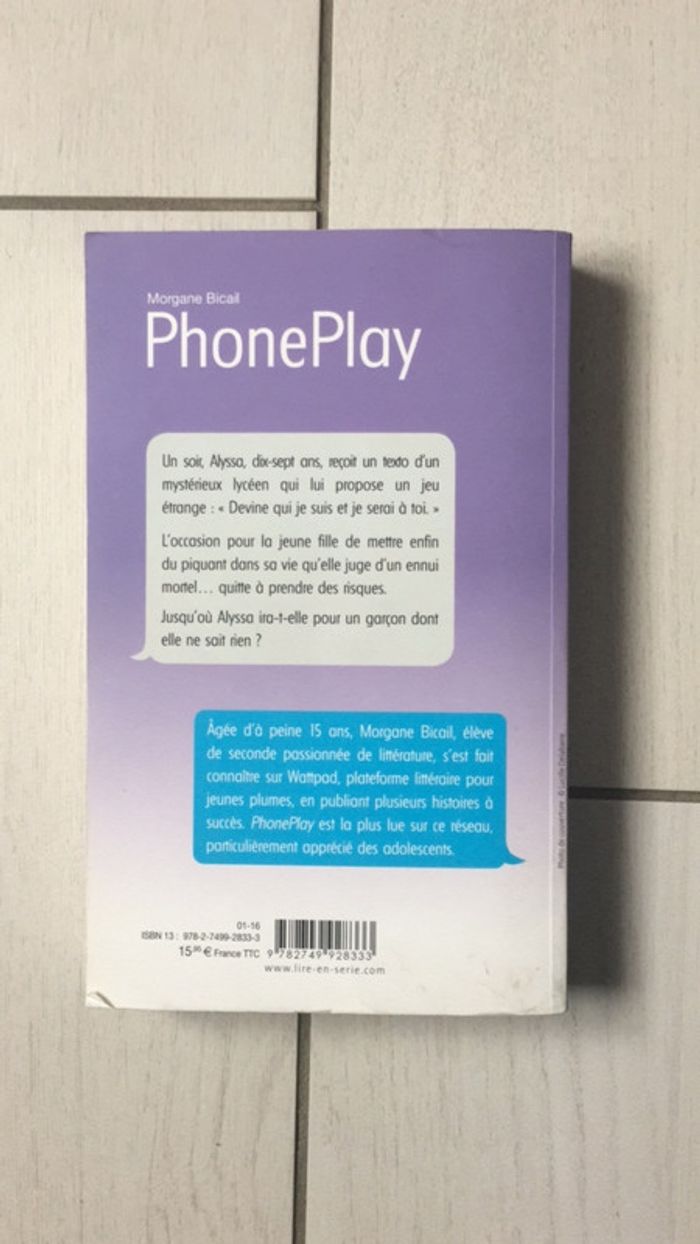 Phone play - photo numéro 2