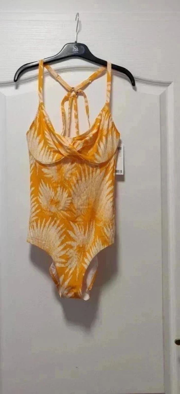 Neuf et étiqueté maillot de bain 1 pièce Chantelle 100 C - photo numéro 1