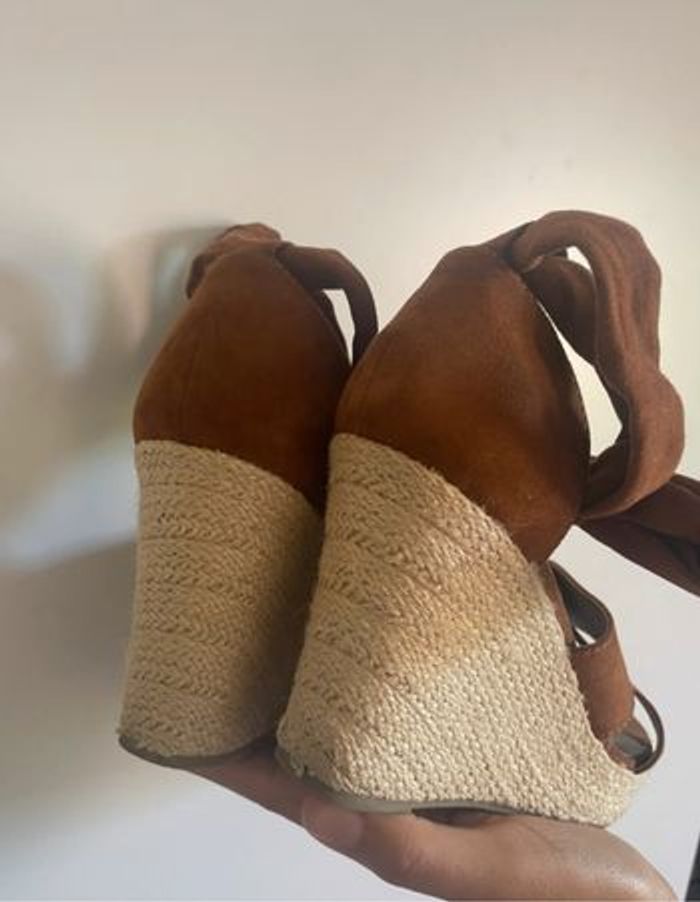 Sandales marrons à talons compensées - photo numéro 5